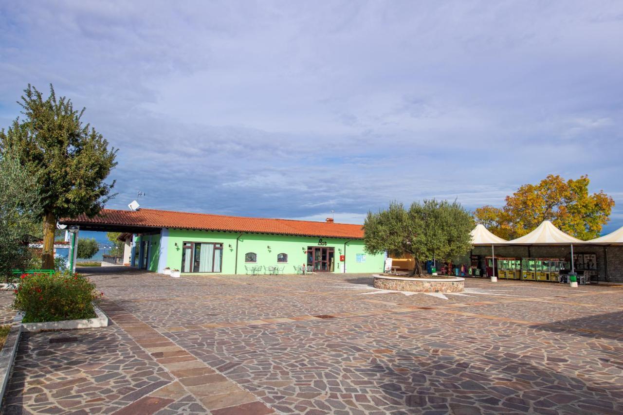 The Garda Village Sirmione Esterno foto