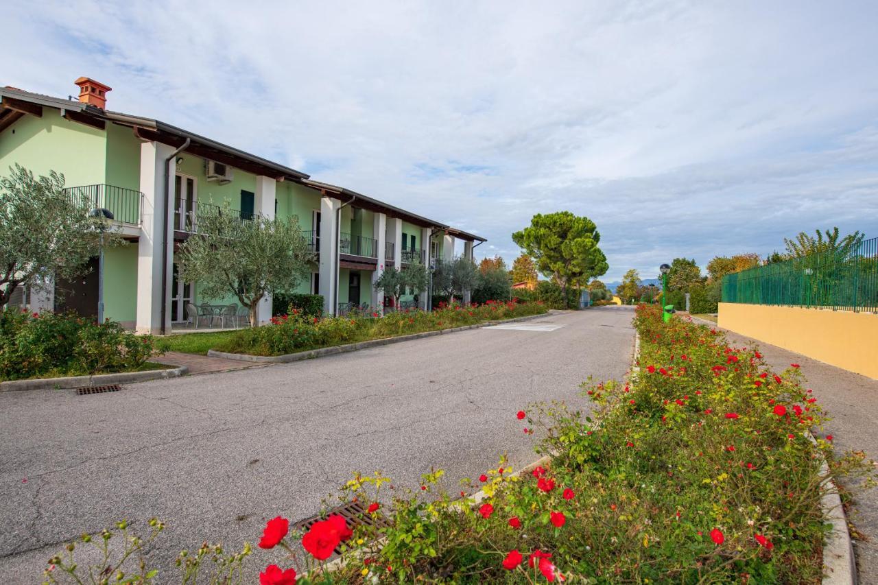 The Garda Village Sirmione Esterno foto