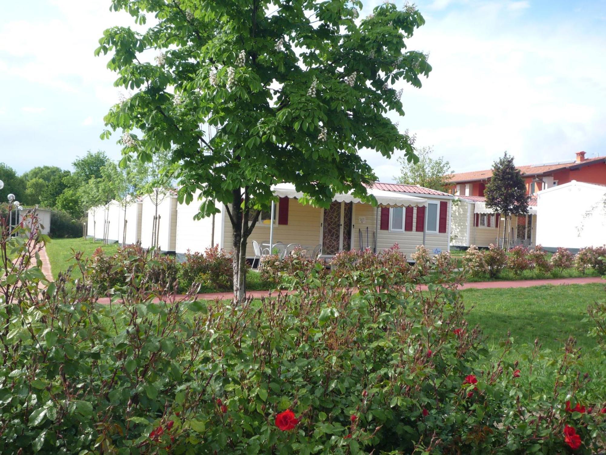 The Garda Village Sirmione Esterno foto