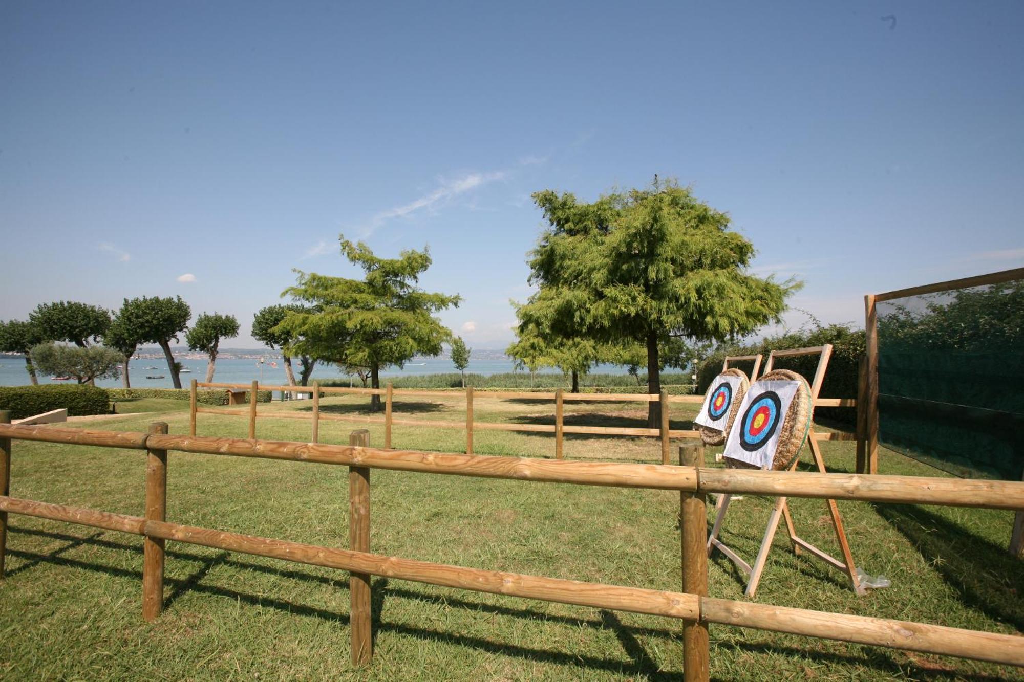 The Garda Village Sirmione Esterno foto