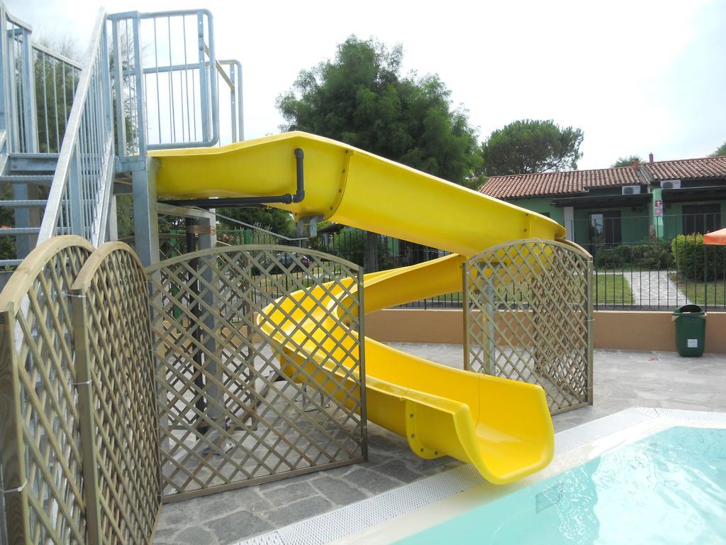 The Garda Village Sirmione Esterno foto