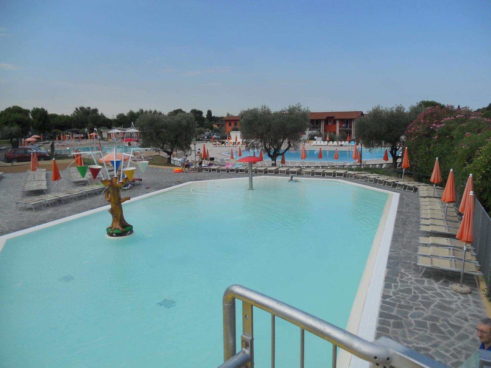 The Garda Village Sirmione Esterno foto