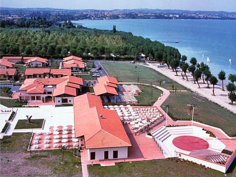 The Garda Village Sirmione Esterno foto