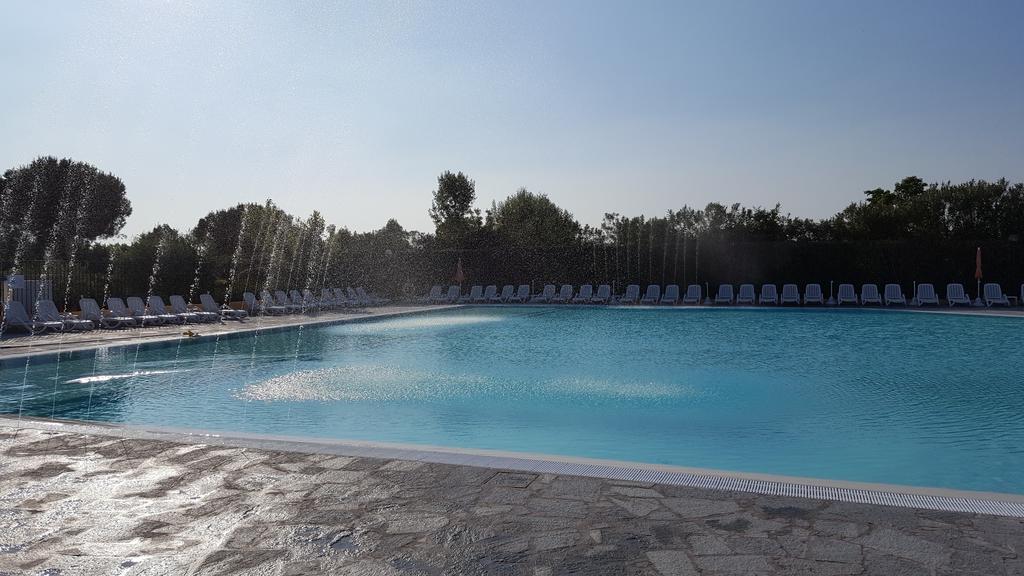 The Garda Village Sirmione Esterno foto