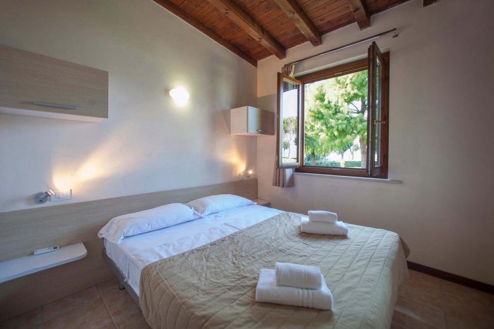 The Garda Village Sirmione Esterno foto