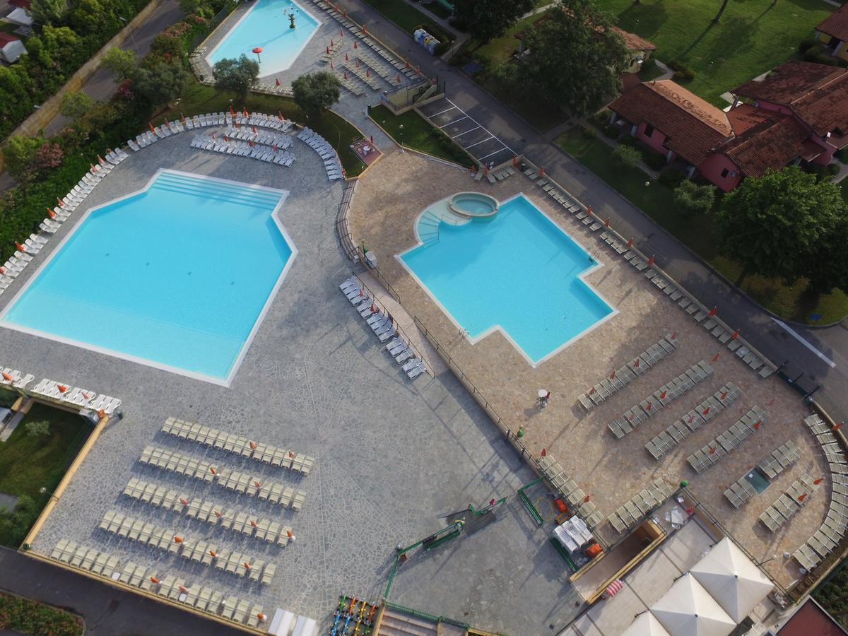 The Garda Village Sirmione Esterno foto